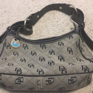 Dooney & bourke